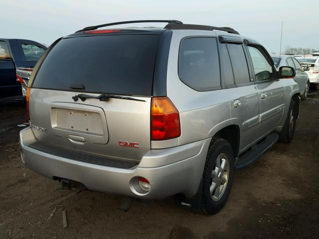 1GKDT13SX42124464 - 2004 GMC ENVOY SILVER photo 4