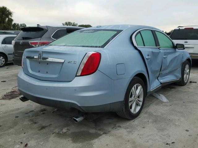 1LNHM93R09G608459 - 2009 LINCOLN MKS BLUE photo 4