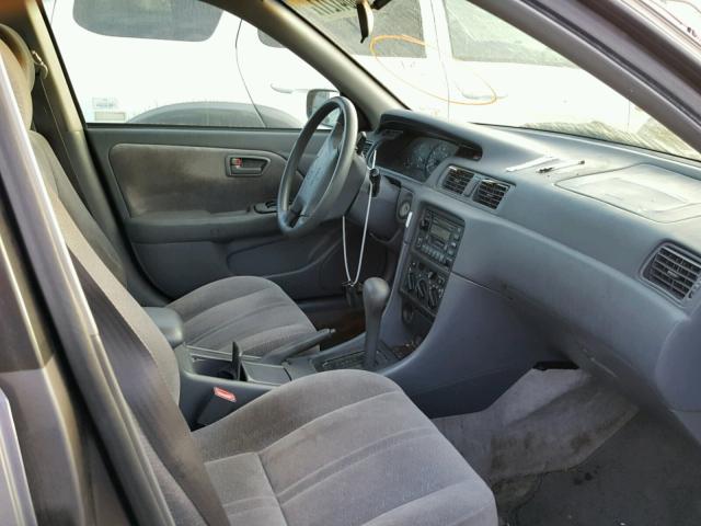 JT2BF22K2X0180702 - 1999 TOYOTA CAMRY LE GRAY photo 5