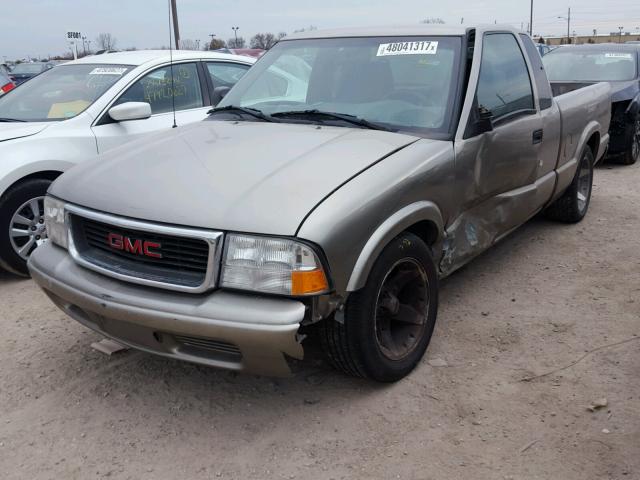 1GTCS19W128112041 - 2002 GMC SONOMA GRAY photo 2