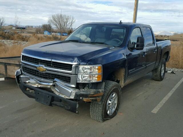 1GC4KYBG4AF105384 - 2010 CHEVROLET SILVERADO BLUE photo 2