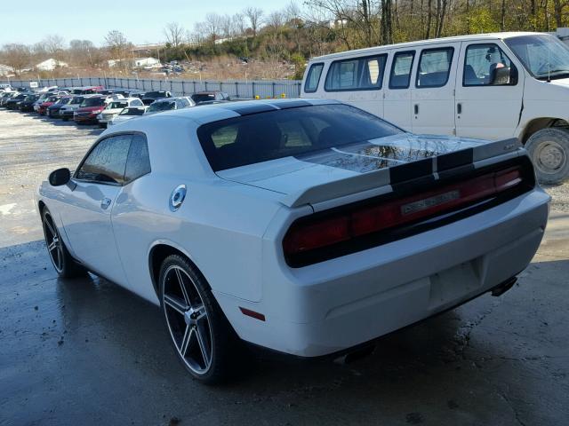 2C3CDYAG5DH704230 - 2013 DODGE CHALLENGER WHITE photo 3