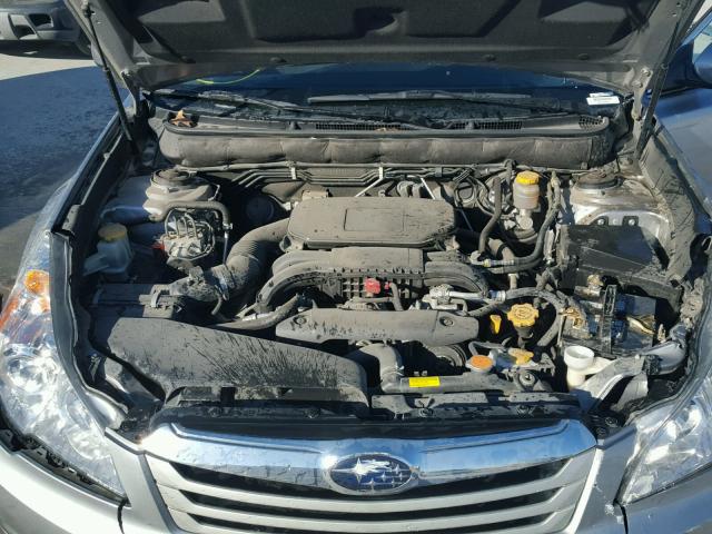 4S4BRCCCXB3434137 - 2011 SUBARU OUTBACK 2. SILVER photo 7