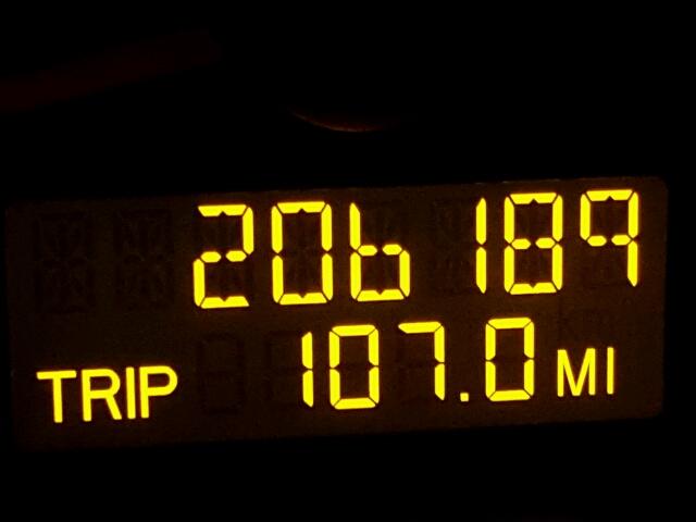 1G8AJ52F75Z172538 - 2005 SATURN ION LEVEL GOLD photo 8