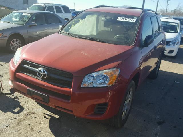 JTMBF33V99D018602 - 2009 TOYOTA RAV4 RED photo 2