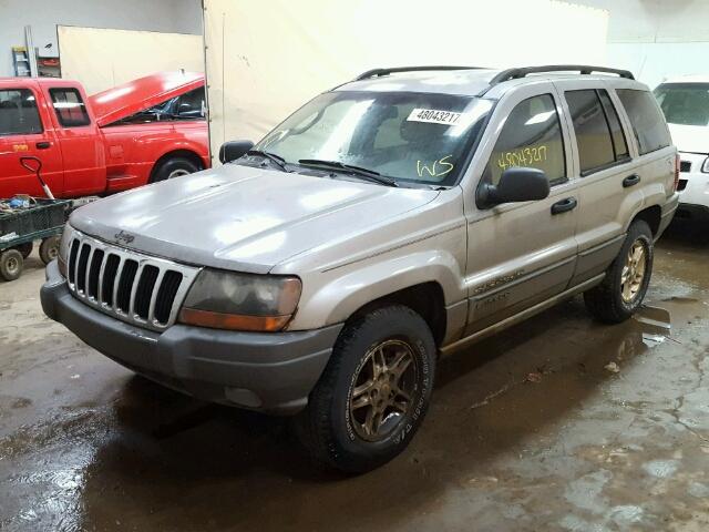 1J4GW48N32C168537 - 2002 JEEP GRAND CHER GRAY photo 2