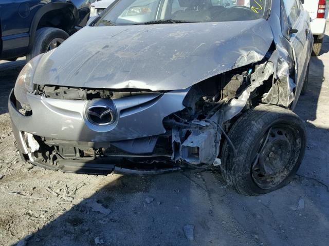 JM1DE1KY0E0171852 - 2014 MAZDA MAZDA2 SPO 银色 照片 9