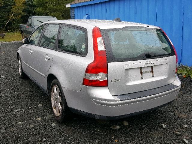 YV1MW382362176345 - 2006 VOLVO V50 2.4I SILVER photo 3