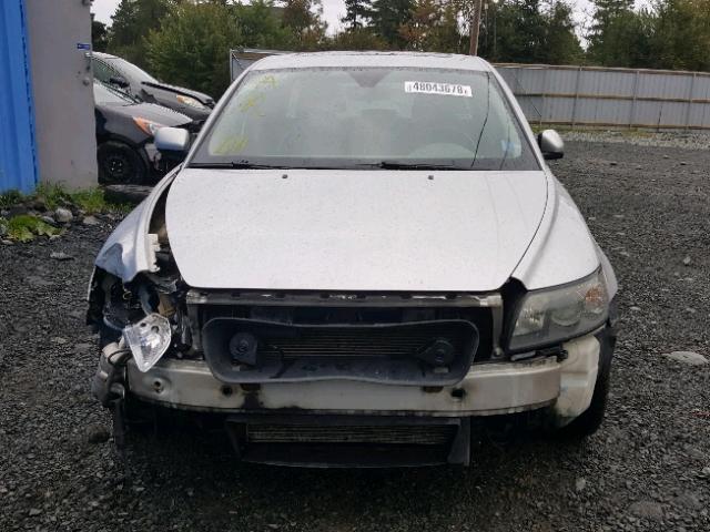 YV1MW382362176345 - 2006 VOLVO V50 2.4I SILVER photo 9