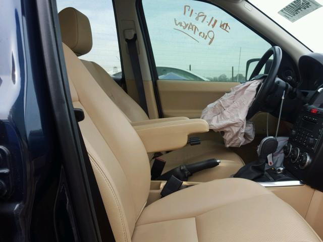 SALFS24N98H037611 - 2008 LAND ROVER LR2 SE TEC BLUE photo 5