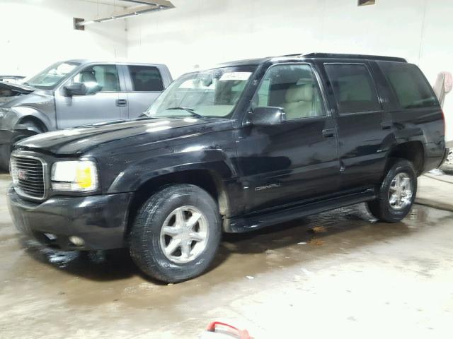 1GKEK63R5YR170332 - 2000 GMC DENALI BLACK photo 2