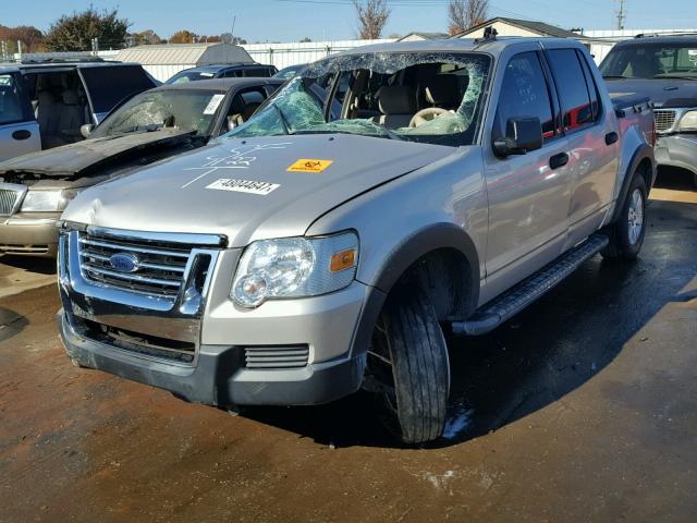 1FMEU31K27UB20022 - 2007 FORD EXPLORER S SILVER photo 2