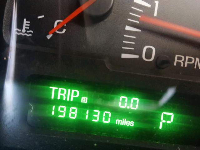 1LNHM87A3YY859077 - 2000 LINCOLN LS GOLD photo 8