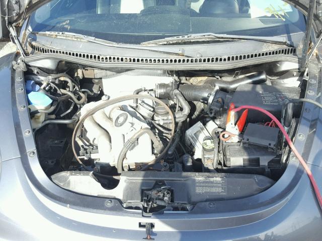 3VWCM31Y75M368524 - 2005 VOLKSWAGEN NEW BEETLE 灰色 照片 7