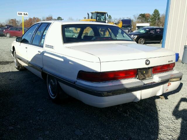 1G4BN5379NR404204 - 1992 BUICK ROADMASTER WHITE photo 3