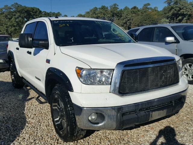 5TFEY5F10AX089377 - 2010 TOYOTA TUNDRA CRE WHITE photo 1