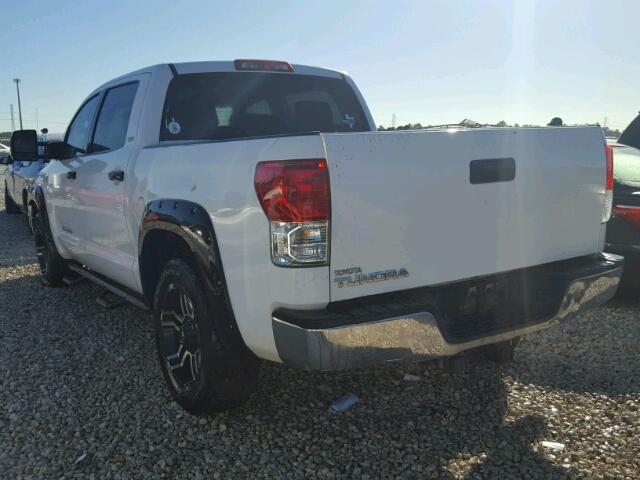 5TFEY5F10AX089377 - 2010 TOYOTA TUNDRA CRE WHITE photo 3