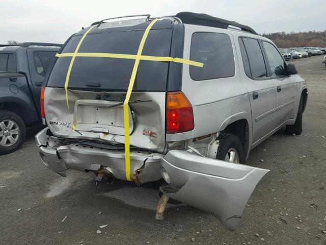 1GKES16S366144344 - 2006 GMC ENVOY XL SILVER photo 4