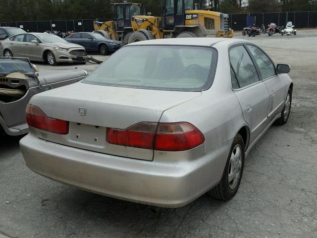 1HGCG5655WA165362 - 1998 HONDA ACCORD EX BEIGE photo 4