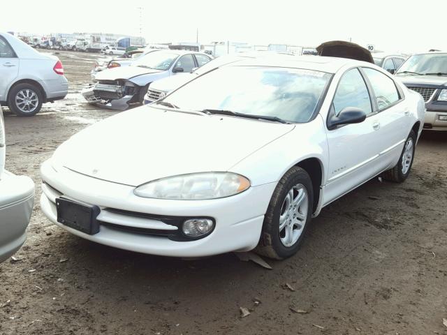 2B3AD56J01H583366 - 2001 DODGE INTREPID E WHITE photo 2