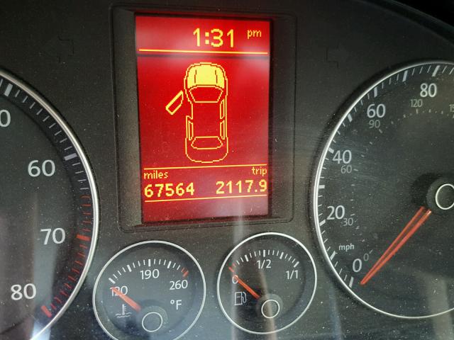 WVWFA71F79V015825 - 2009 VOLKSWAGEN EOS LUX 银色 照片 8