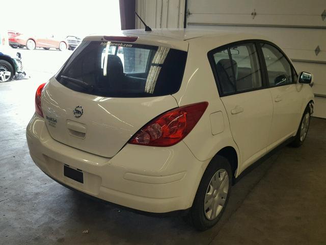 3N1BC1CP9BL431640 - 2011 NISSAN VERSA S WHITE photo 4