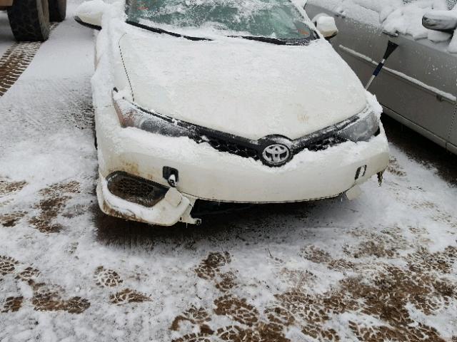 JTNKARJEXHJ549274 - 2017 TOYOTA COROLLA IM WHITE photo 9