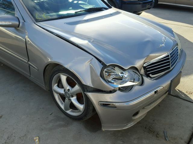 WDBRF40J74A637004 - 2004 MERCEDES-BENZ C 230K SPO BEIGE photo 9