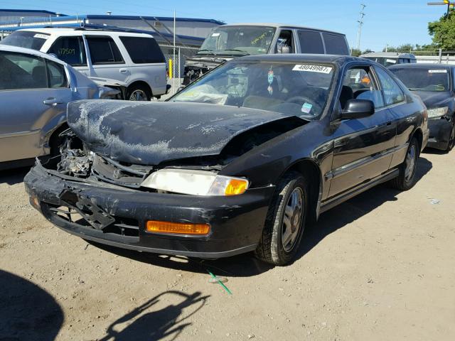 1HGCD7255VA002543 - 1997 HONDA ACCORD EX BLACK photo 2