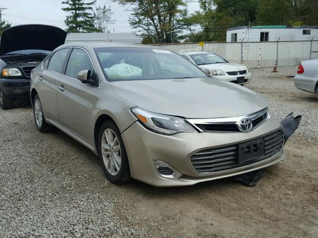4T1BK1EBXEU107667 - 2014 TOYOTA AVALON BAS Silber Foto 1
