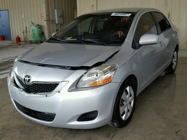 JTDBT903691301409 - 2009 TOYOTA YARIS GRAY photo 2