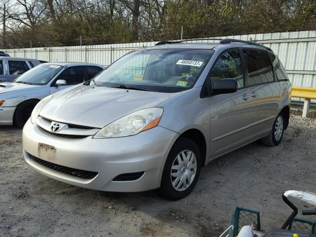 5TDZA23C36S491935 - 2006 TOYOTA SIENNA CE SILVER photo 2