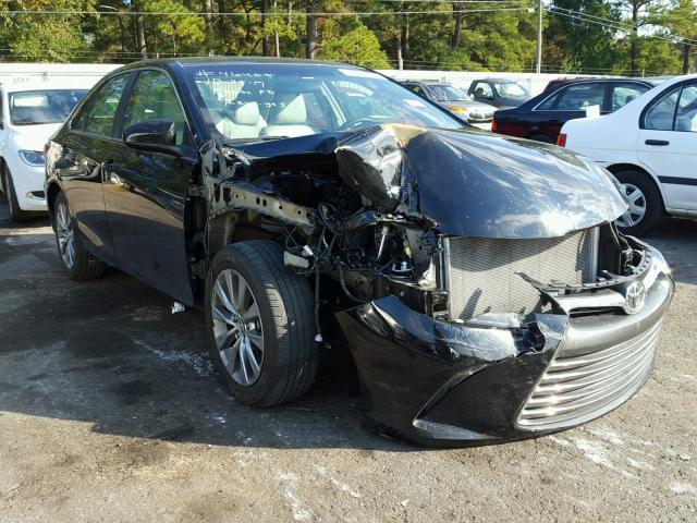 4T4BF1FK1FR493924 - 2015 TOYOTA CAMRY LE შავი ფოტო 1