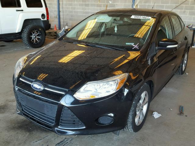 1FADP3F24EL225654 - 2014 FORD FOCUS SE BLACK photo 2