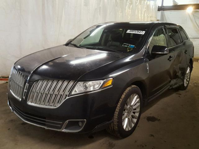 2LMHJ5AR1BBJ52686 - 2011 LINCOLN MKT BLACK photo 2