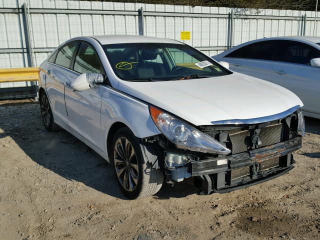 5NPEC4AC9DH650256 - 2013 HYUNDAI SONATA SE WHITE photo 1