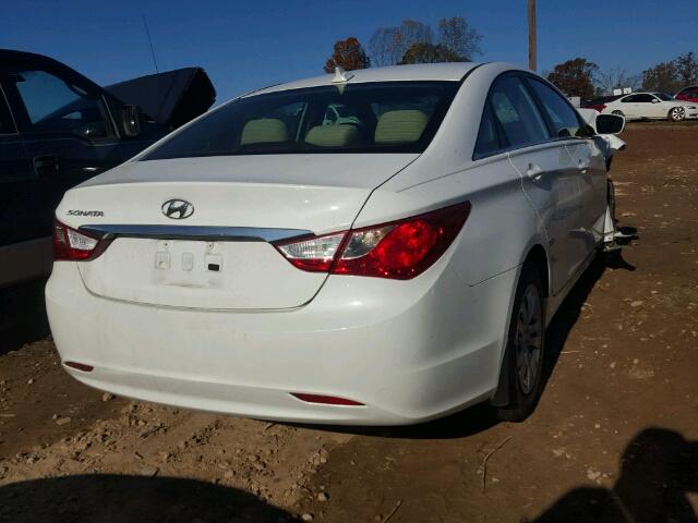 5NPEB4ACXDH504757 - 2013 HYUNDAI SONATA GLS WHITE photo 4