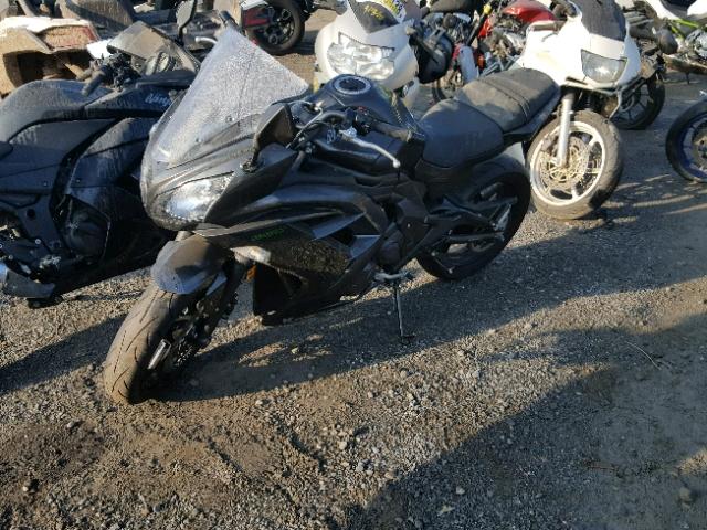 JKAEXEE11GDA21567 - 2016 KAWASAKI EX650 E BLACK photo 2