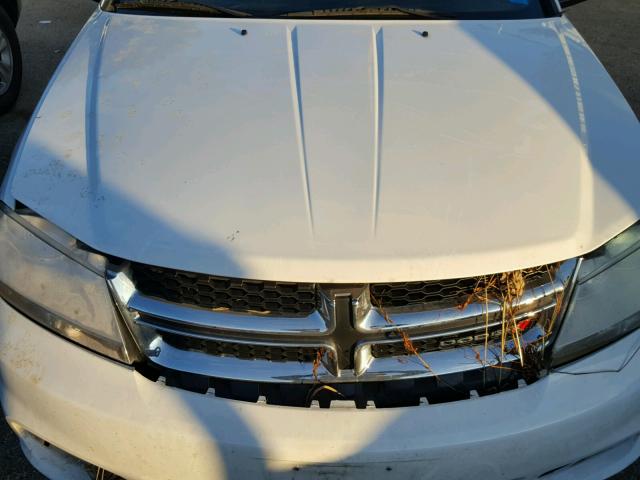 1C3CDZAB6DN644475 - 2013 DODGE AVENGER SE WHITE photo 7