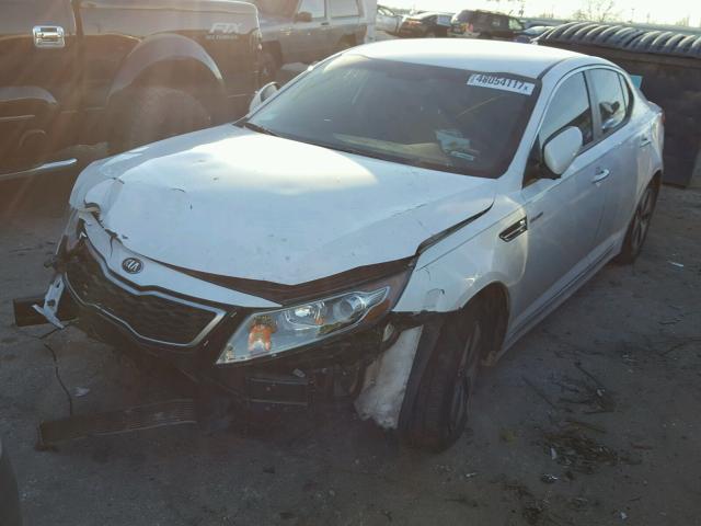 KNAGM4AD4D5055763 - 2013 KIA OPTIMA HYB WHITE photo 2