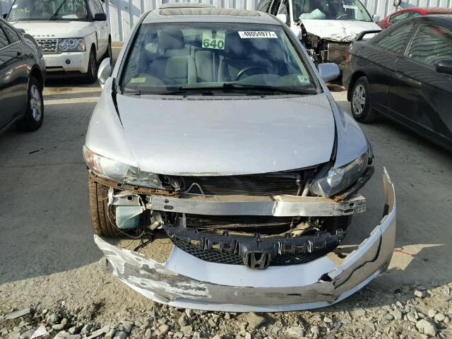 19XFA15879E012209 - 2009 HONDA CIVIC EX 银色 照片 9