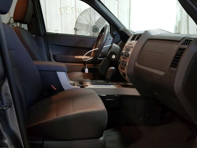 1FMCU0DG3CKA41414 - 2012 FORD ESCAPE XLT GRAY photo 5