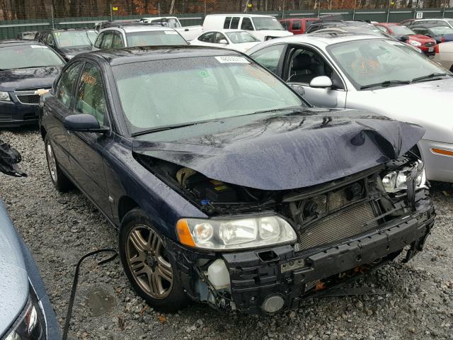 YV1RH592452472760 - 2005 VOLVO S60 2.5T BLACK photo 1