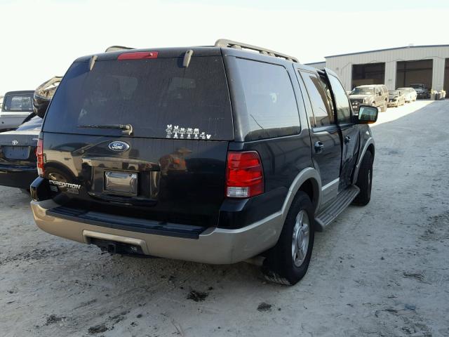 1FMPU17505LA54927 - 2005 FORD EXPEDITION BLACK photo 4