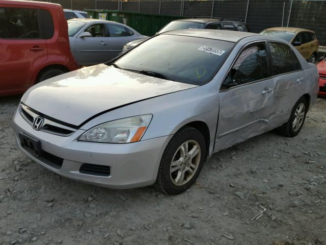 1HGCM56387A044740 - 2007 HONDA ACCORD SE SILVER photo 2