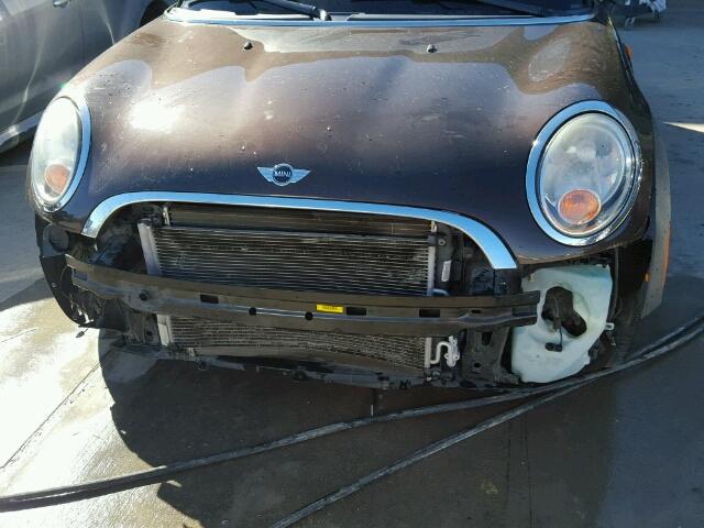 WMWML33559TX34210 - 2009 MINI COOPER CLU BROWN photo 9