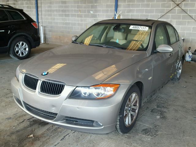 WBAVA37507NL12982 - 2007 BMW 328 I GRAY photo 2