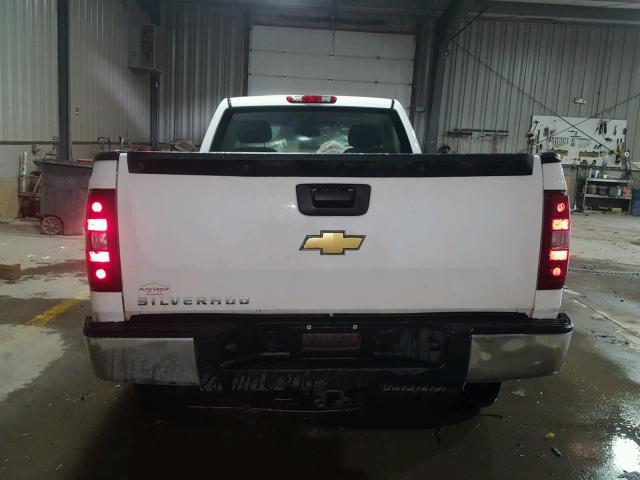 1GCPKPEX5AZ224112 - 2010 CHEVROLET SILVERADO WHITE photo 6