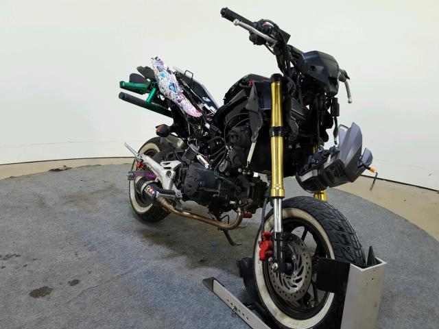 MLHJC6113H5202557 - 2017 HONDA GROM 125 WHITE photo 2