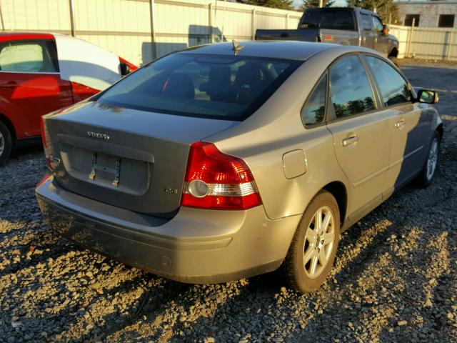 YV1MS382942007438 - 2004 VOLVO S40 2.4I GRAY photo 4